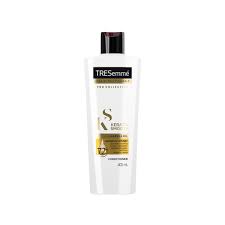 Tresemme Ultimate Repair Macadamia Oil & Ionic Complex Conditioner Conditioner - (400ml)