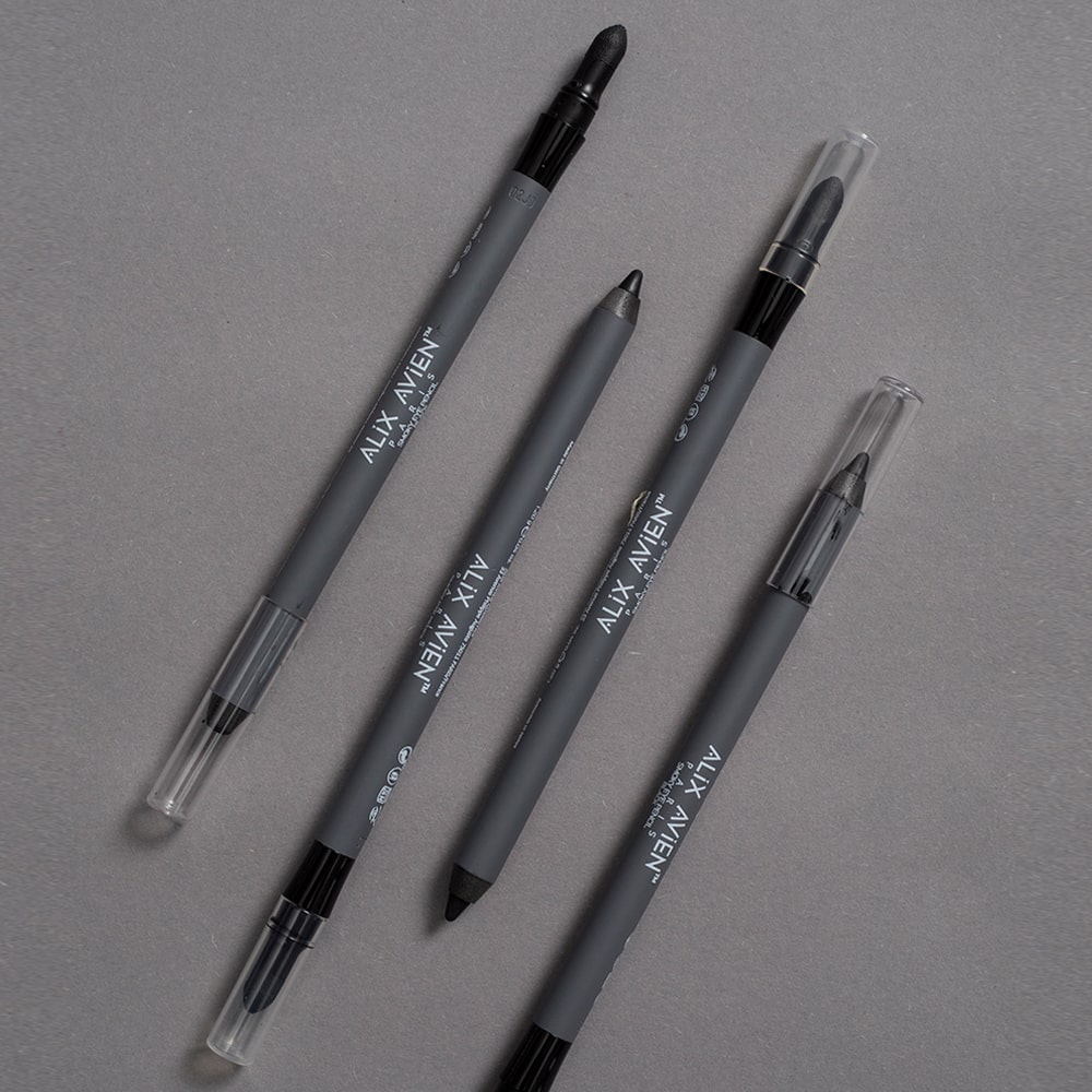 Alix Avian smokey eye pencil Kajol black